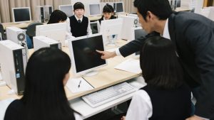 银行周六周日上班吗(银行双休日上班吗)
