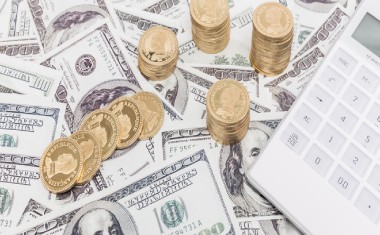 30万贷款30年月供多少利息多少？